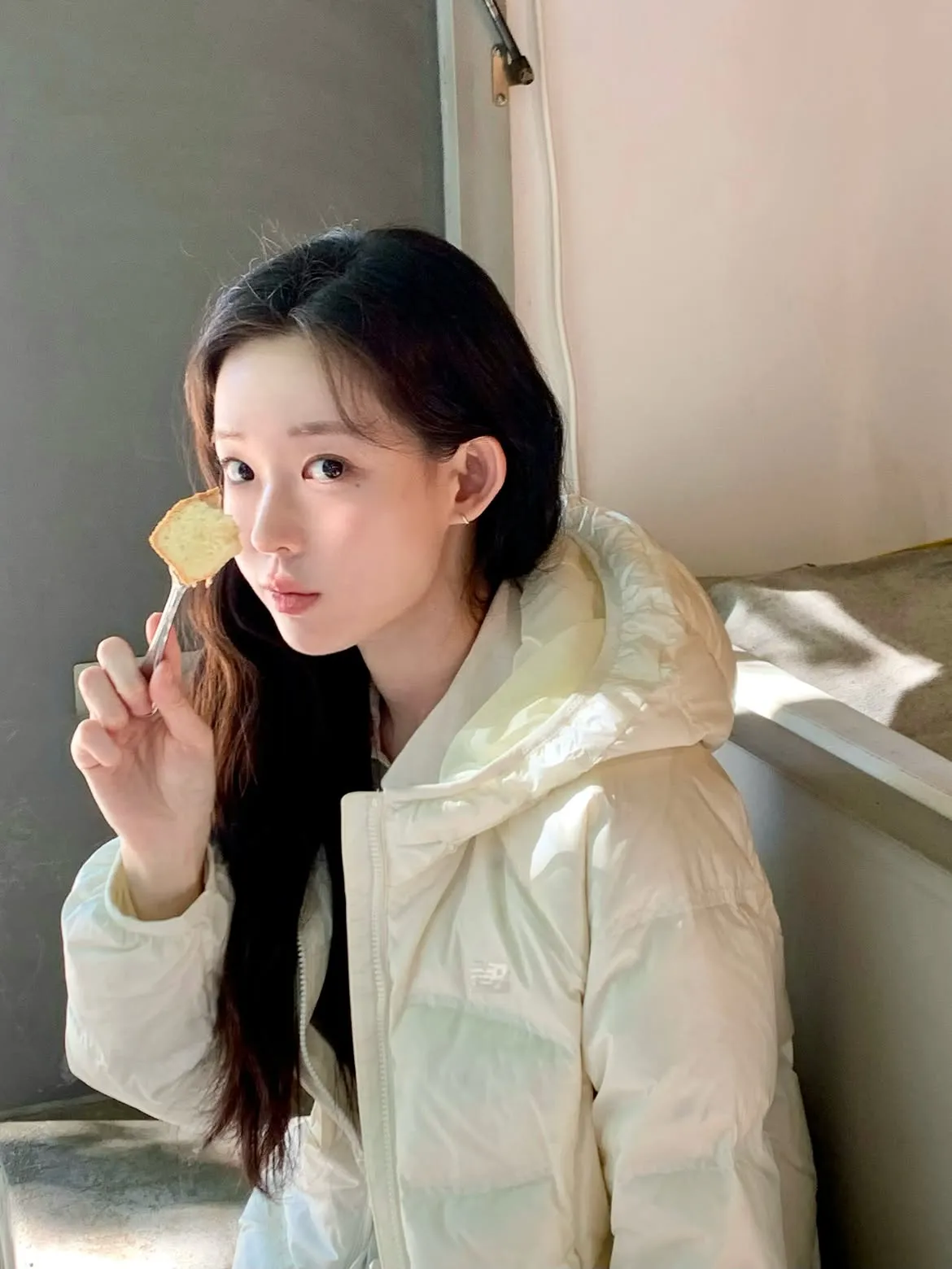 벌써 패딩? 화제의 최윤지 인스타 병아리 패딩 상품 이미지