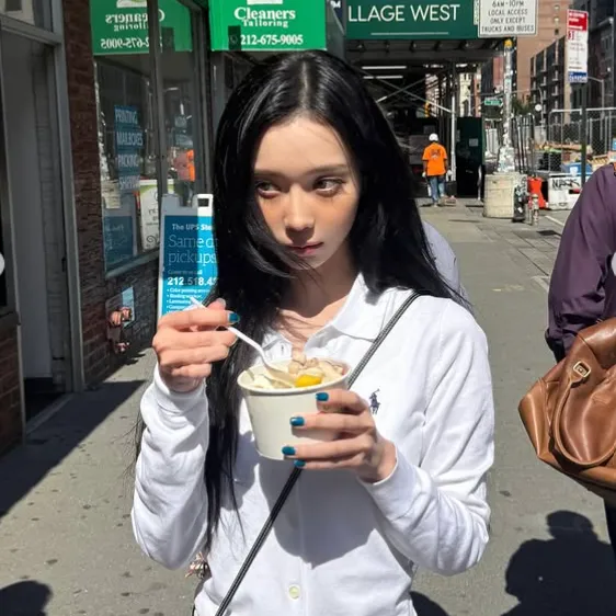 윈터 뉴욕 스트릿 패션으로 화제가 된 폴로 가디건 상품 이미지